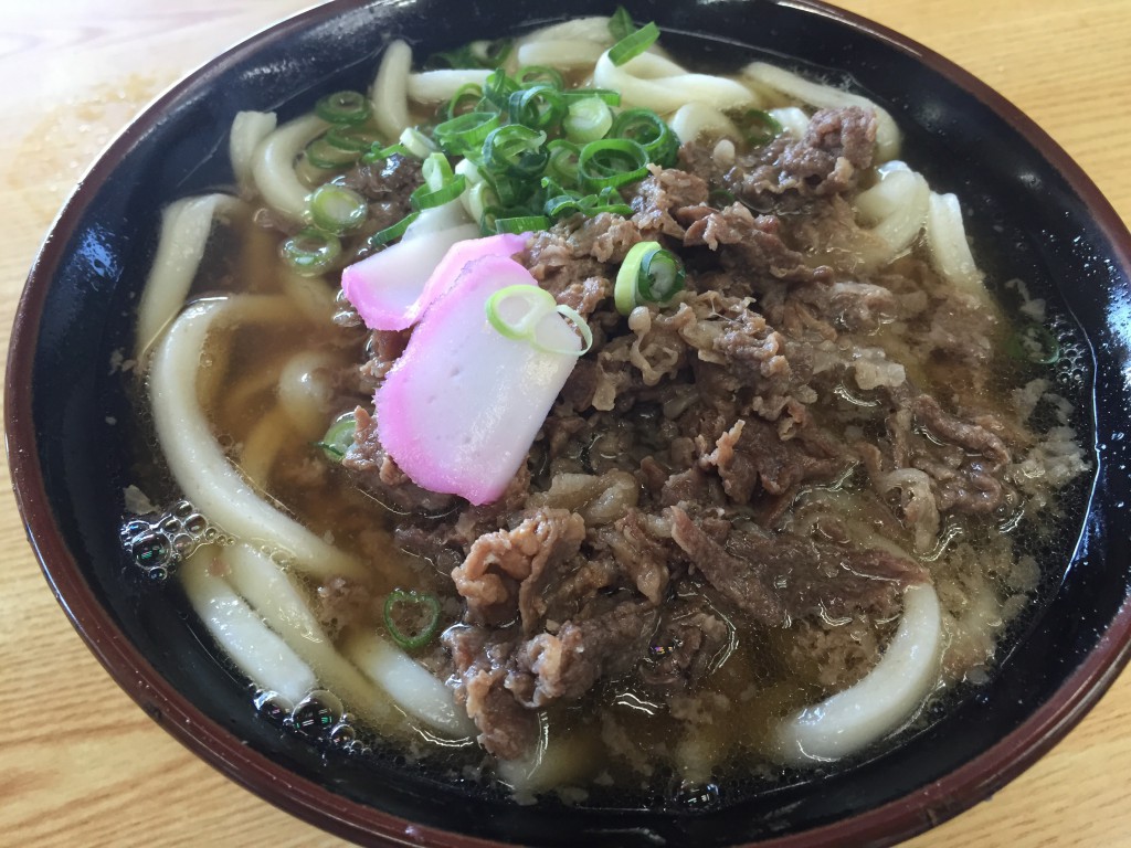 つるやの肉うどん