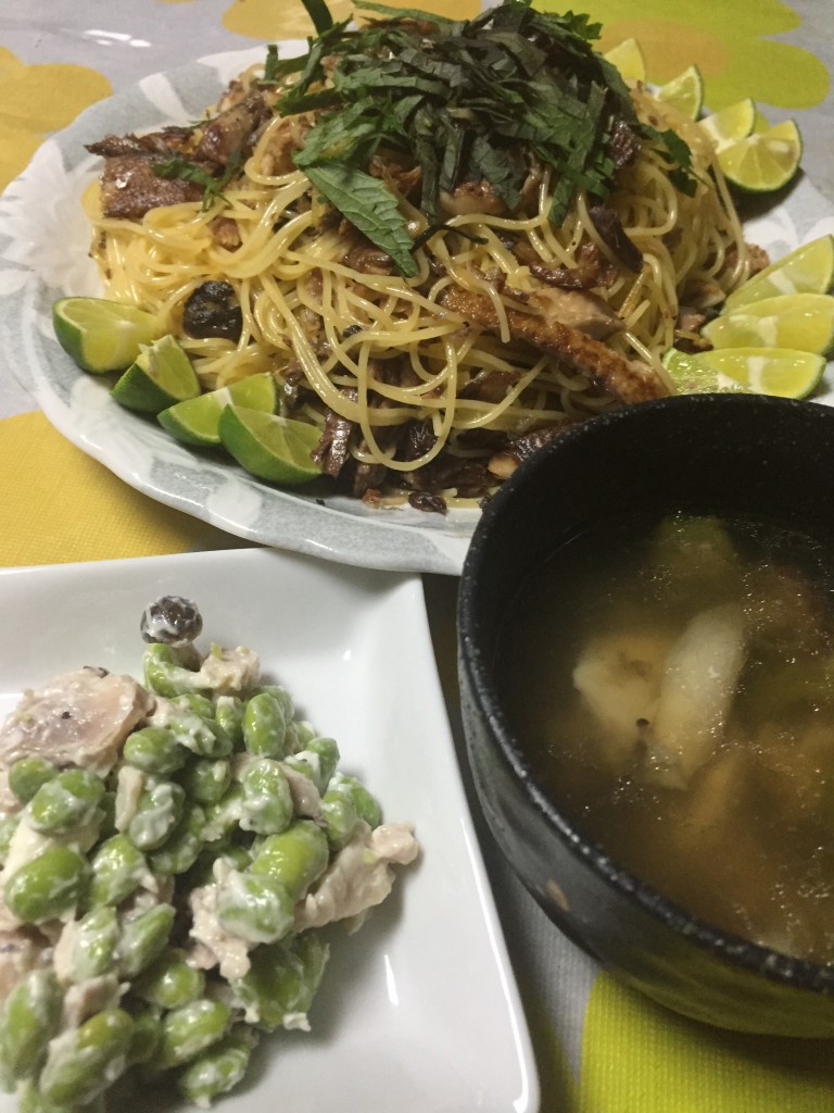 ・サンマの大盛りパスタ・鶏もも肉と枝豆のクリームチーズ和え・鶏肉と夏野菜のスープ