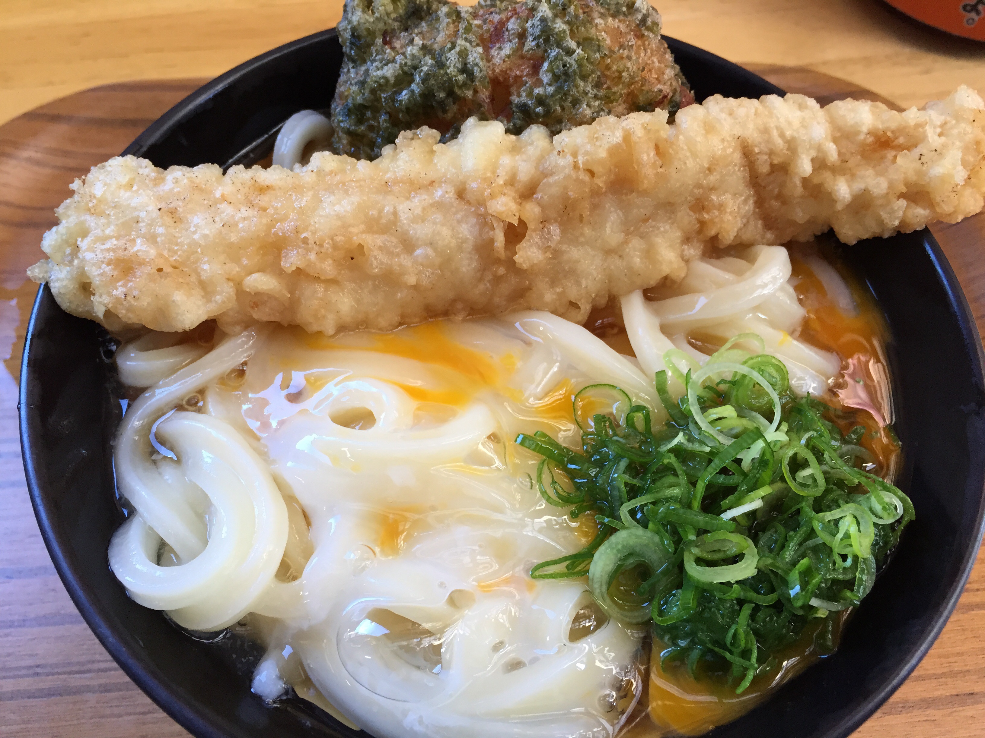 山越うどんの釜玉