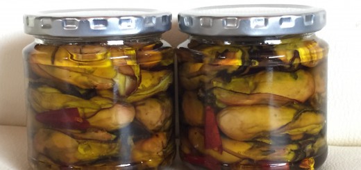 自家製の牡蠣の燻製