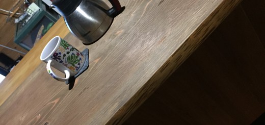 オイルステインを塗りました