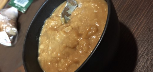 味噌床には酒粕を入れています